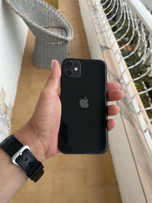 iPhone 11 Preto 64 GB