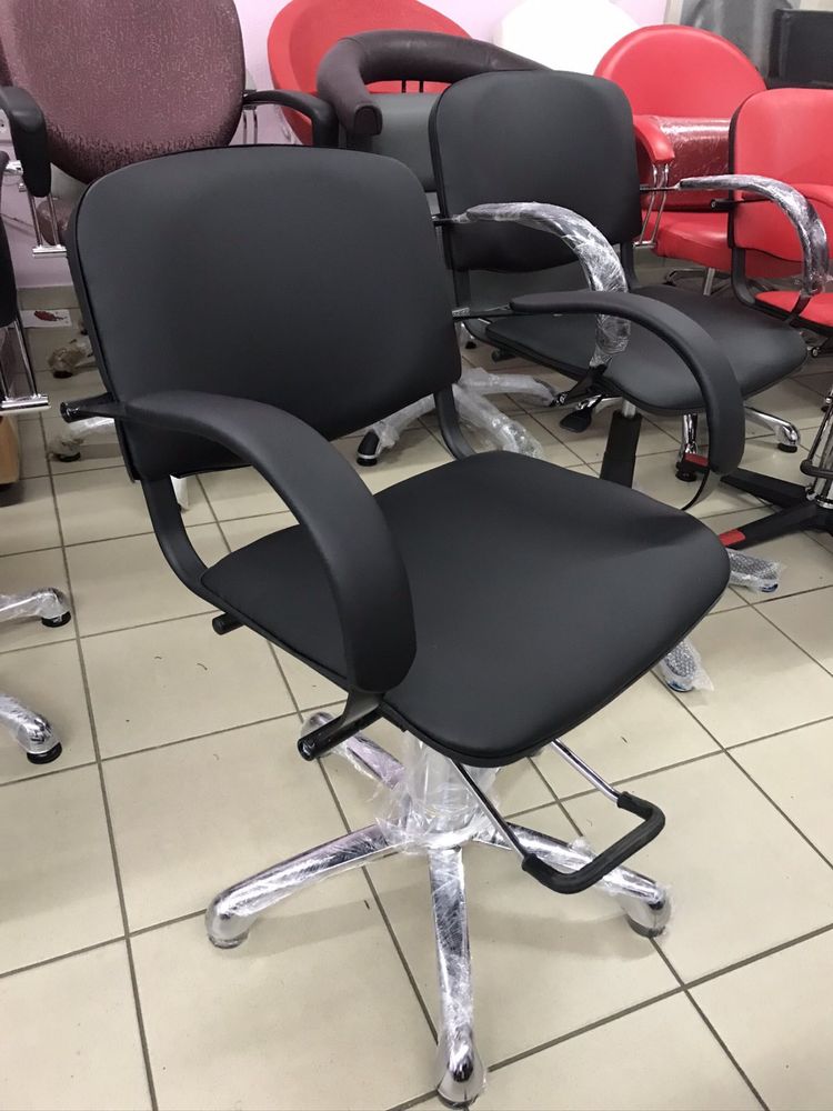 Кресло парикмахерское Лиза новое