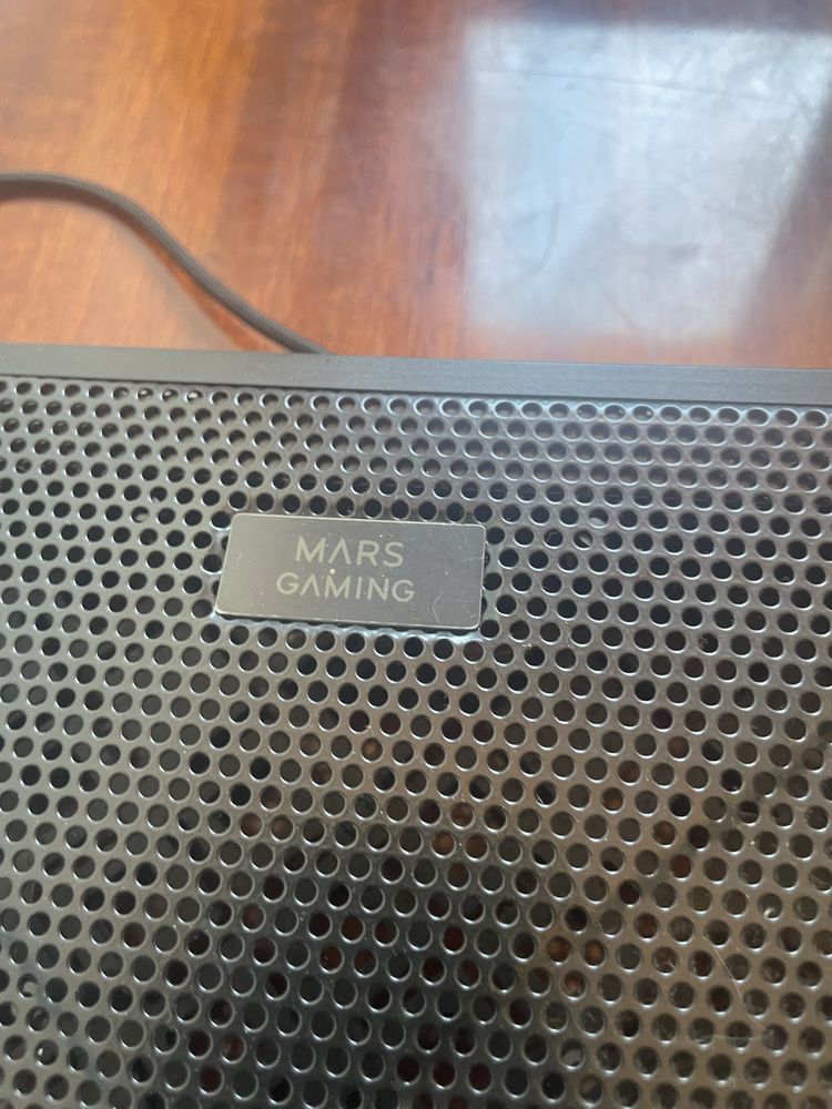 Base Portatil Mars Gaming USB + 3 coolers