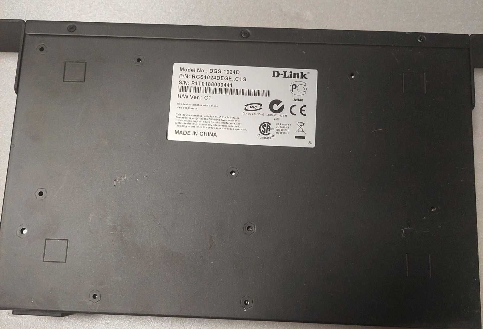 Коммутатор D-Link DGS-1024D
