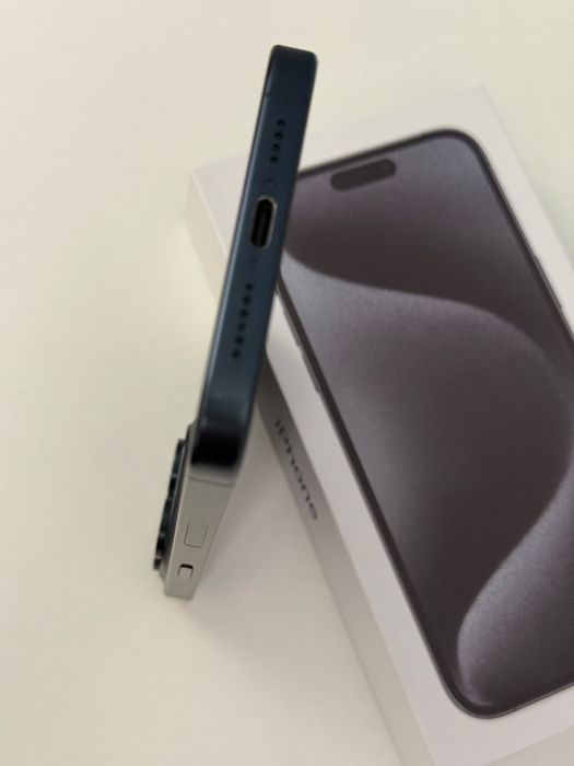 Apple iphone 15 Pro Max 256 Blue