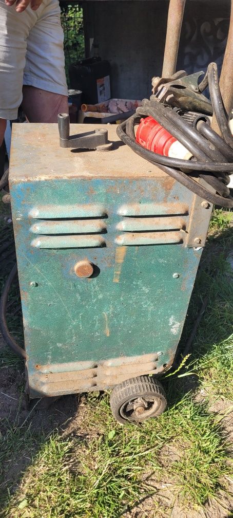 Spawarka transformatorowa Bester STA-225 – stary, dobry sprzęt z duszą