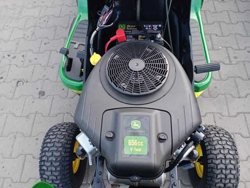 John Deere X147R gratis zestaw 20 rat 0% - PROMOCJA