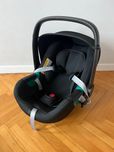 Fotelik samochodowy Britax BABYSAFE w kolorze czarnym