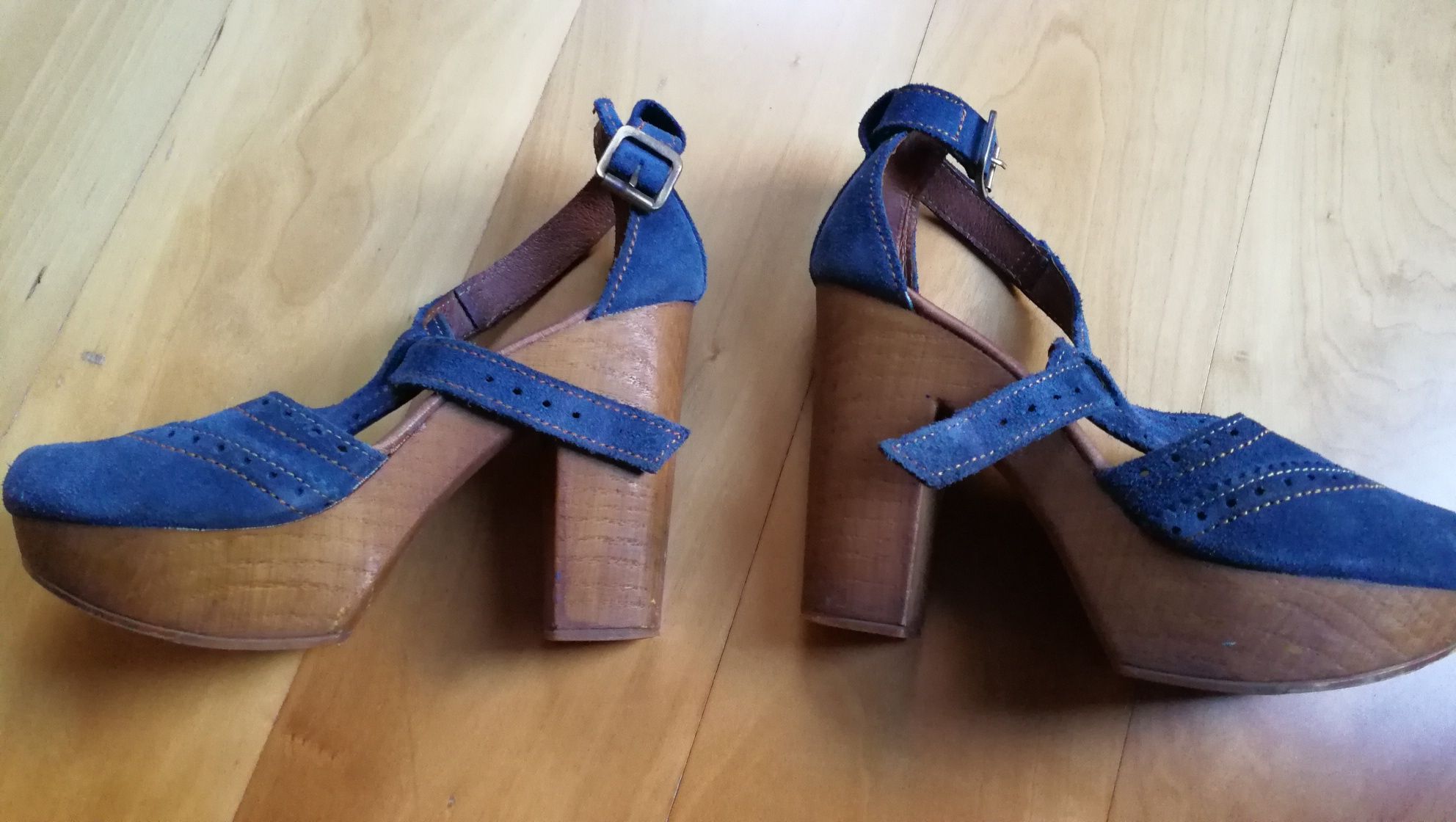Sapatos camurça azul Tapadas n.37