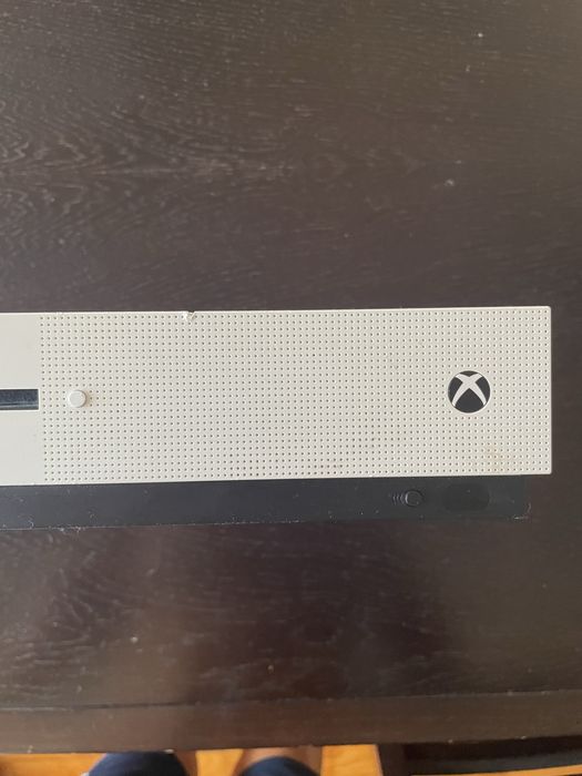 Xbox one S aberta