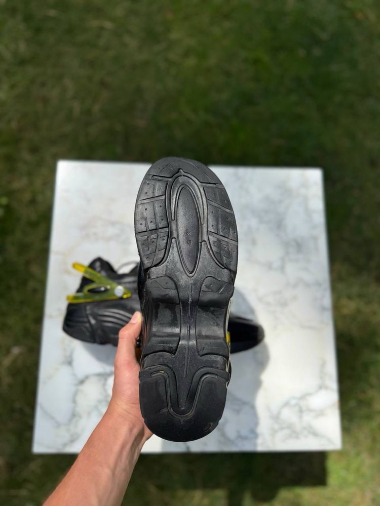 Raf Simons Cylon-21