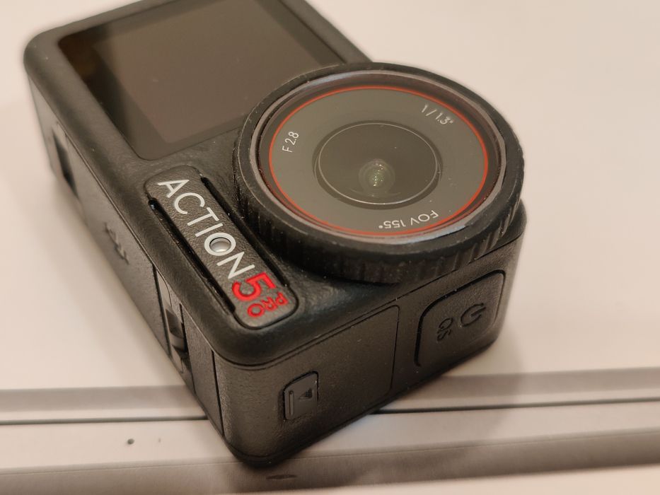 DJI Osmo Action 5 Essential Combo