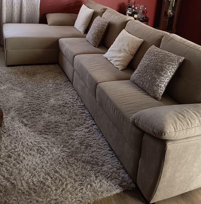 Vendo sofa com chaise longue