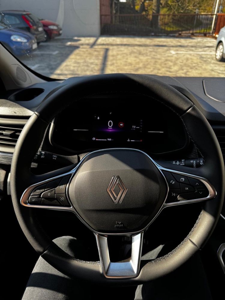 Do Wynajęcia Nowy Bus 9 os. Renault Trafic Long rocznik 2025 Klima