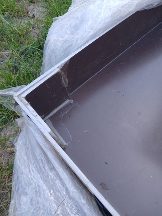 Daszek kominowy tworzywo z aluminium