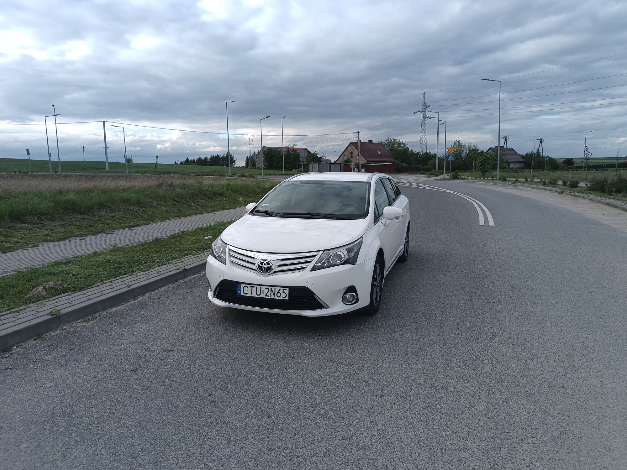 Toyota Avensis t 27 2.0 D4D 2014