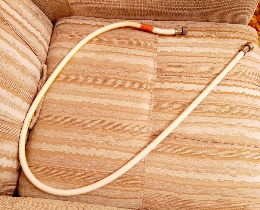Шланг до газової плити 1.5 м.
