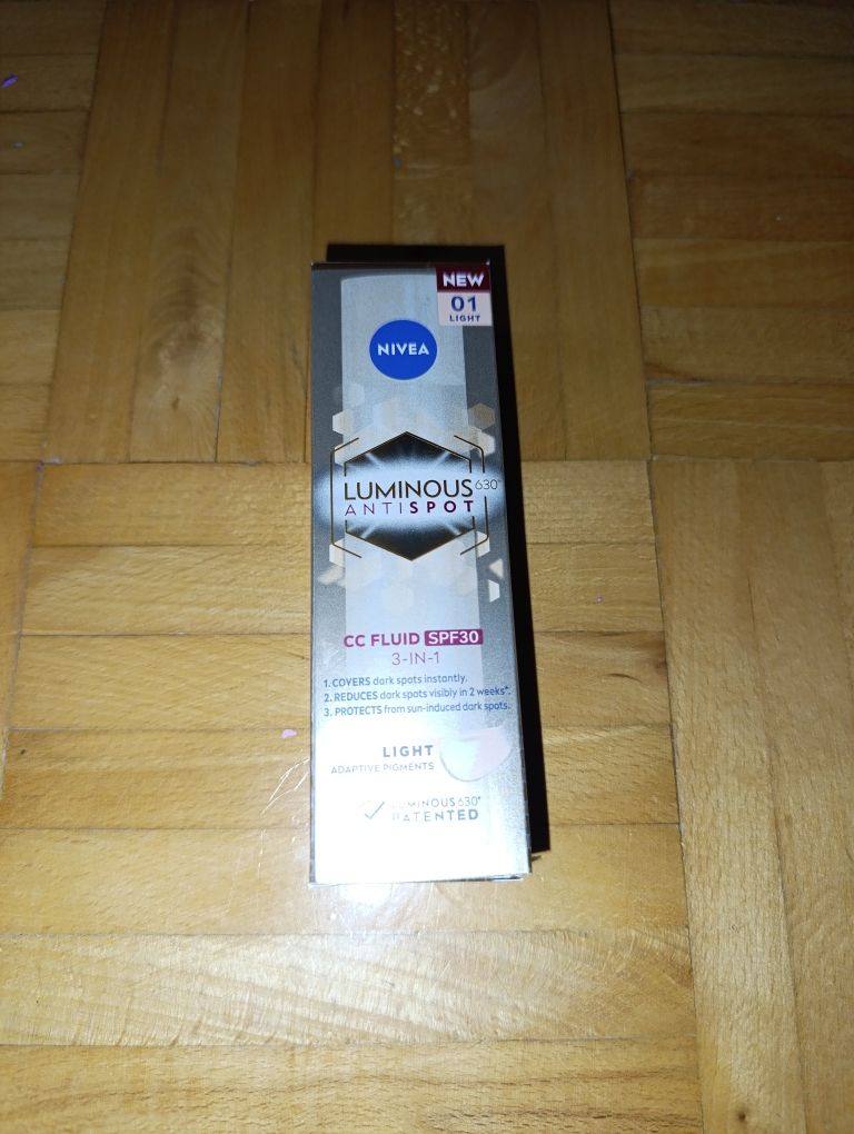 Nivea Luminous 630 antispot CC fluid