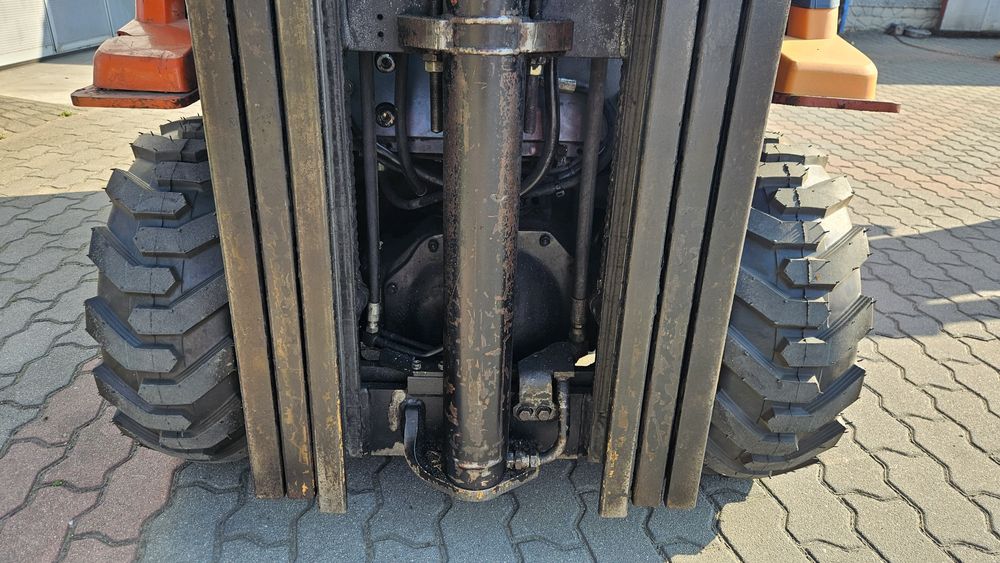 Wózek Widłowy Toyota FG718 gaz triplex 5m Przesuw boczny terenowy