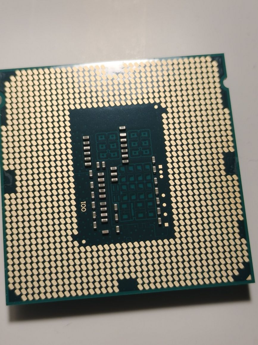 Процесор Intel Core i3 4130T та інші