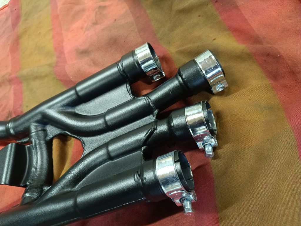 Króćce gaźnika xj 900, gmole , portki. Stelaż kufrów givi
