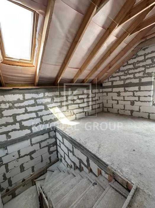 Просторий будинок 165 м² у Гореничах. Асфальт, ліс поруч. 6 соток.