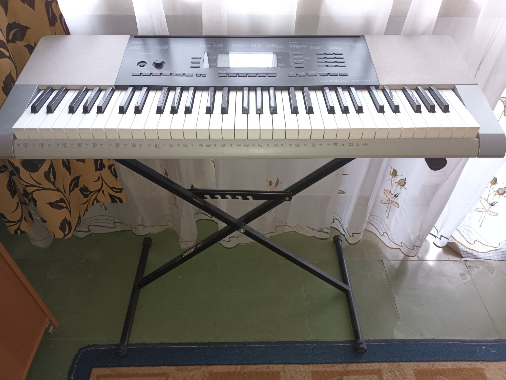 Keyboard używany w dobrym stanie