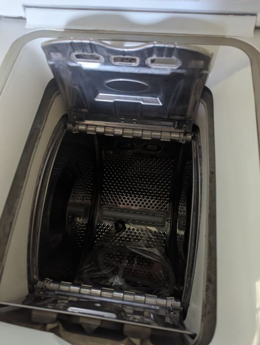 Продам стиральную машину Ariston