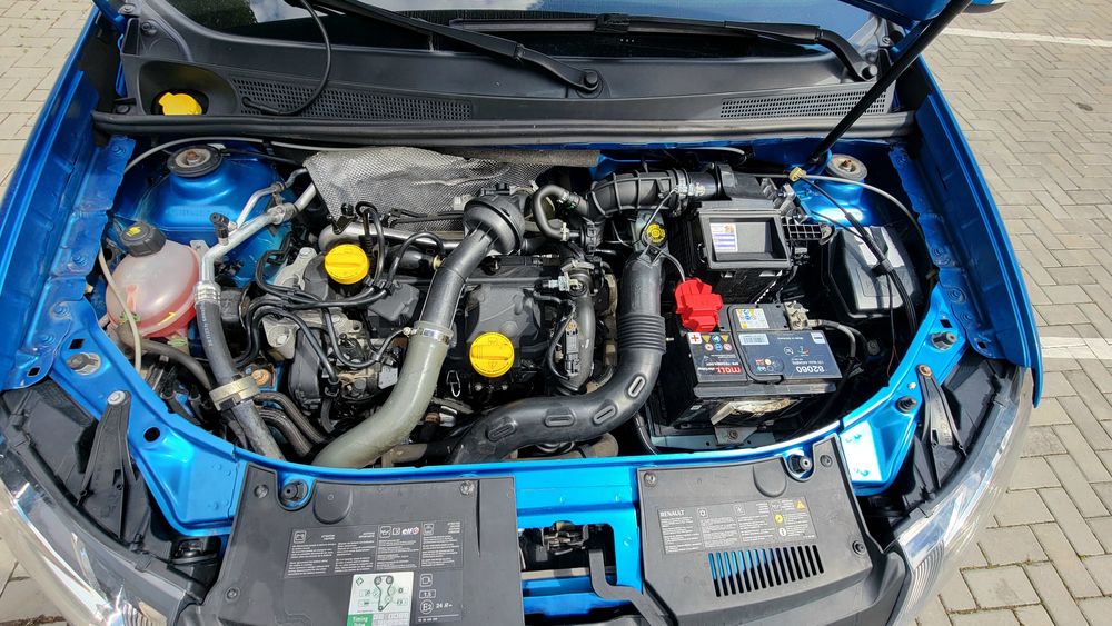 Продам автомобіль Renault Sandero Stepway  2014