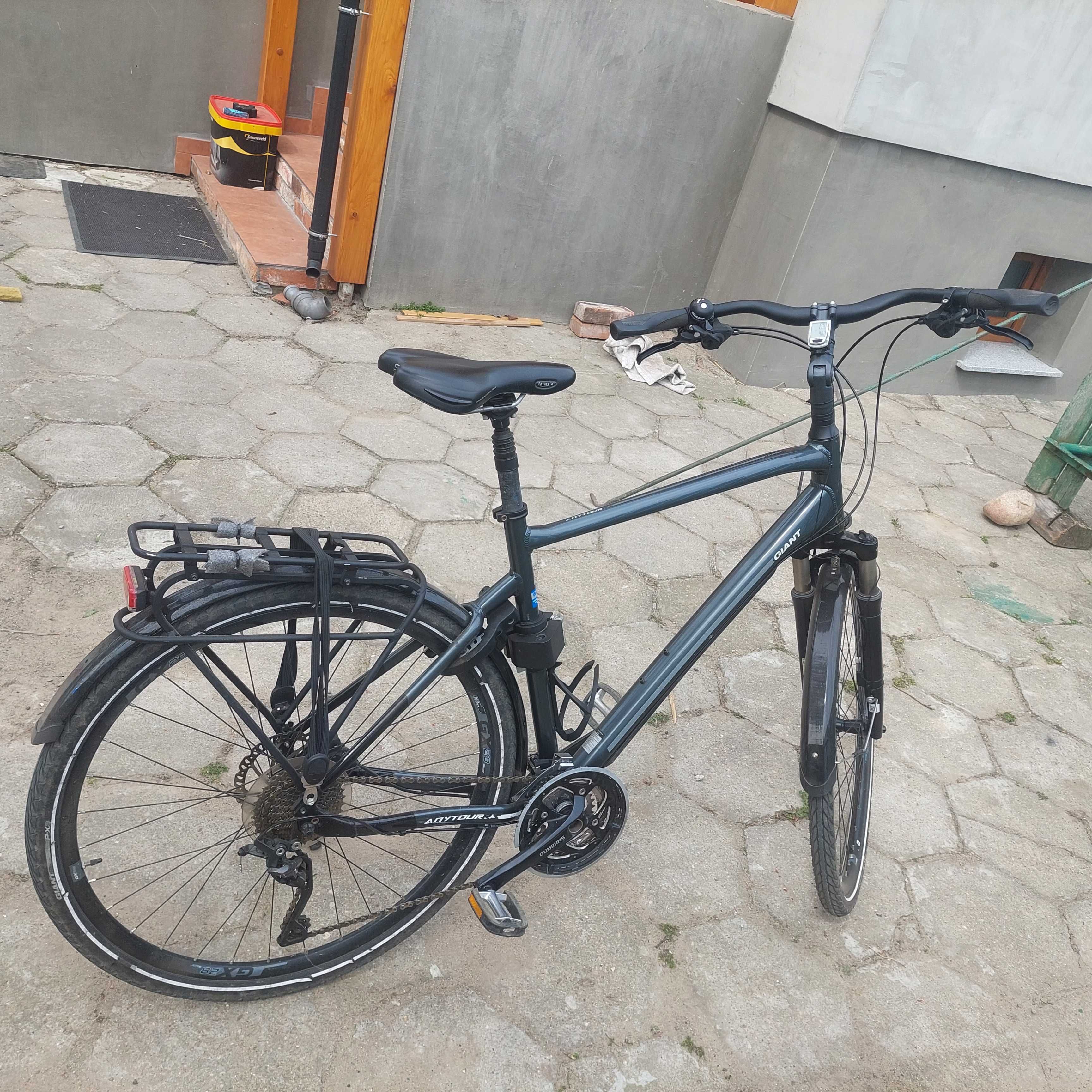 Rower trekkingowy Giant Anytour RS / Rozm. L / Deore 3x10 /