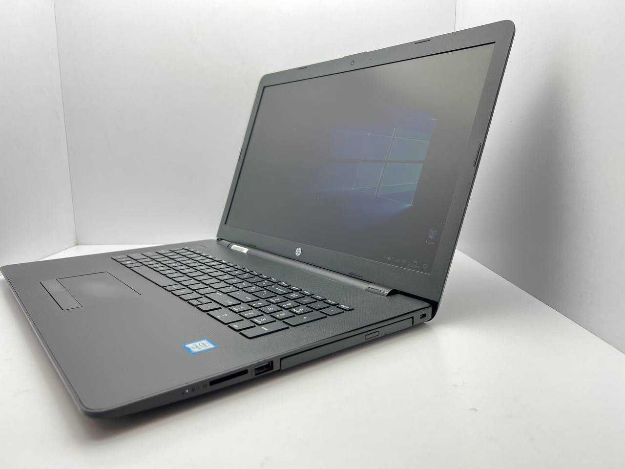 Ноутбук HP 17-bs0xx i3-6006U DDR4-8gb SSD-240gb 17,3’ʼ HD+ LED