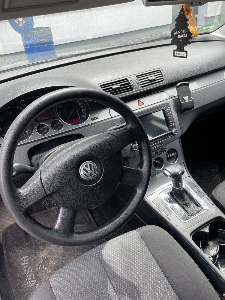 Passat B6 kombi 2.0 TDI Automat, brak korozji
