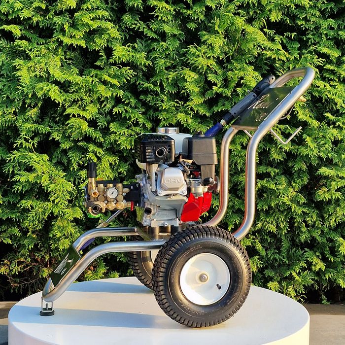 Myjka ciśnieniowa ROMI 180 SP silnik Honda