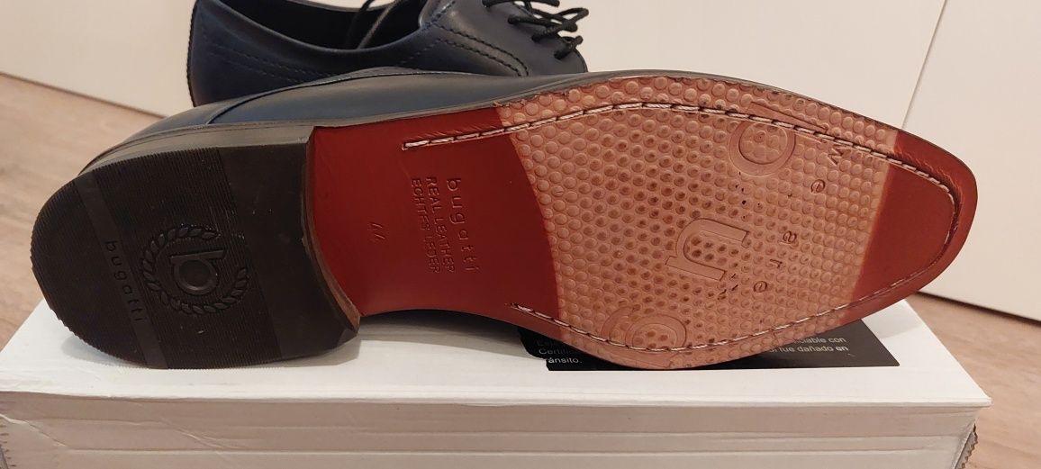 Sapatos Bugatti T:44