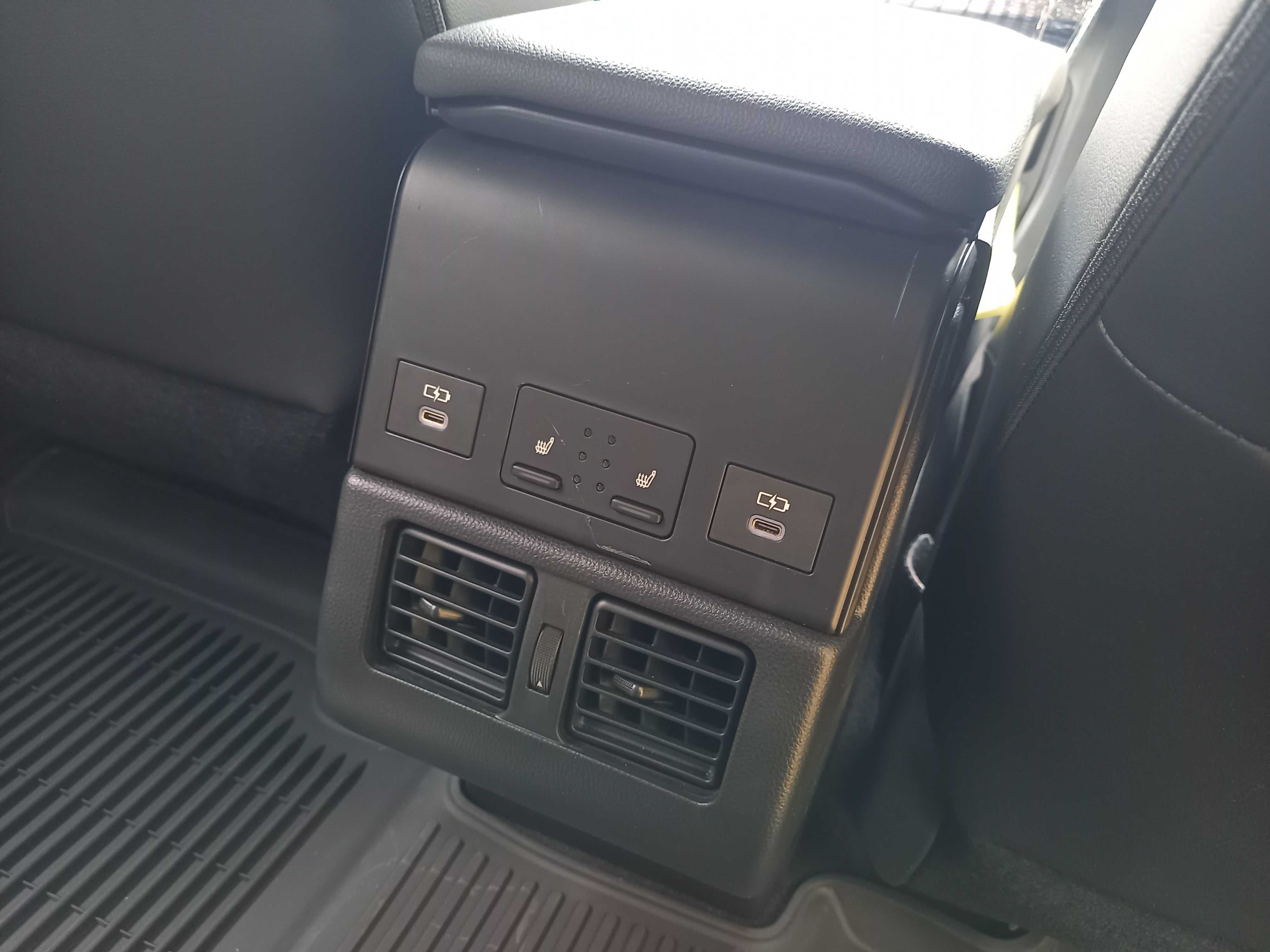 Toyota bZ4X Xle 2023 71.4 kWh (204 к.с) 5 тис пробігу!