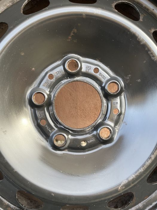 Комплект дисків із зимньою резиною 5x120 205/55R16