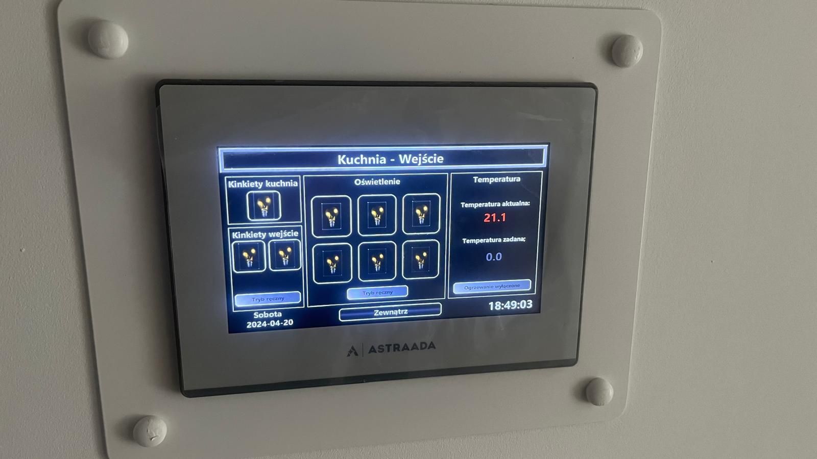 Usługi elektryczne, elektryk, smart home, monitoring, bramy, domofony