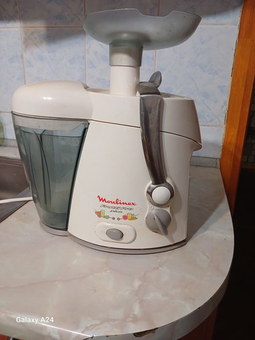 Соковижималка Moulinex