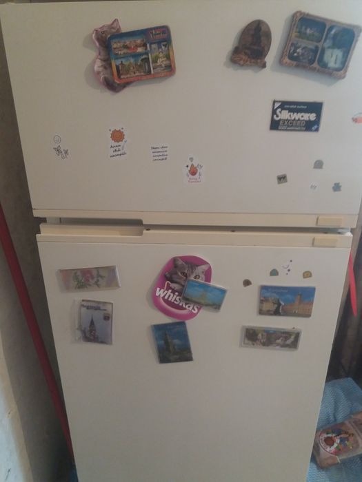 Холодильник   VIRPUL   в  хорошому   робочому   стані   бу