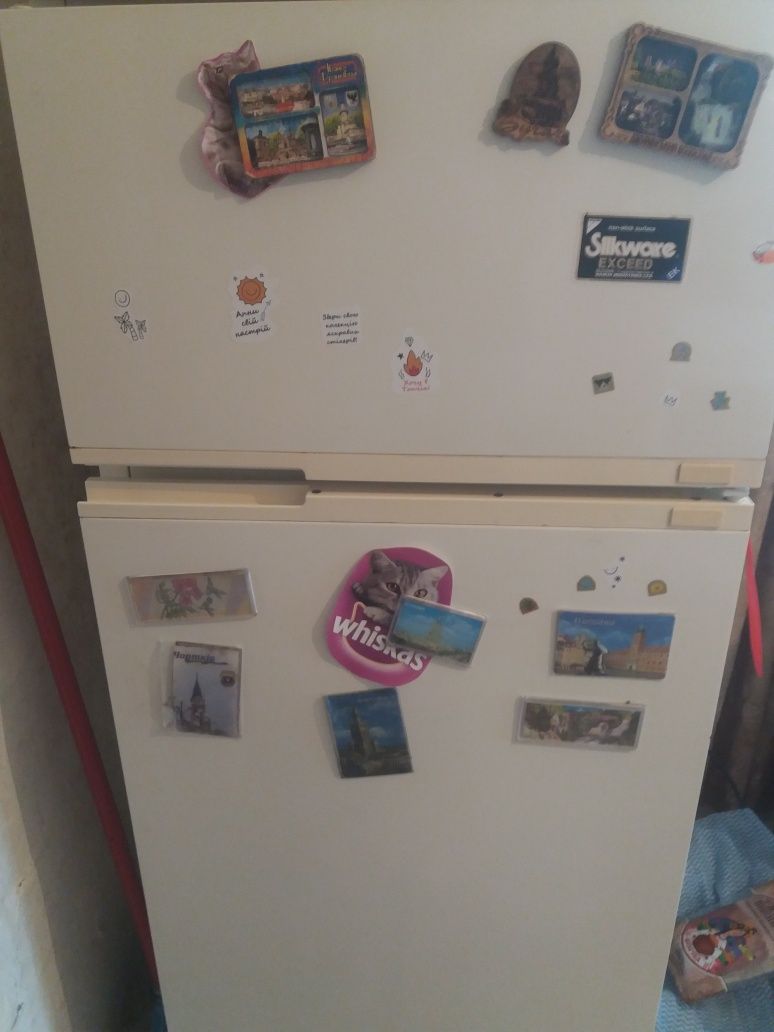 Холодильник   VIRPUL   в  хорошому   робочому   стані   бу