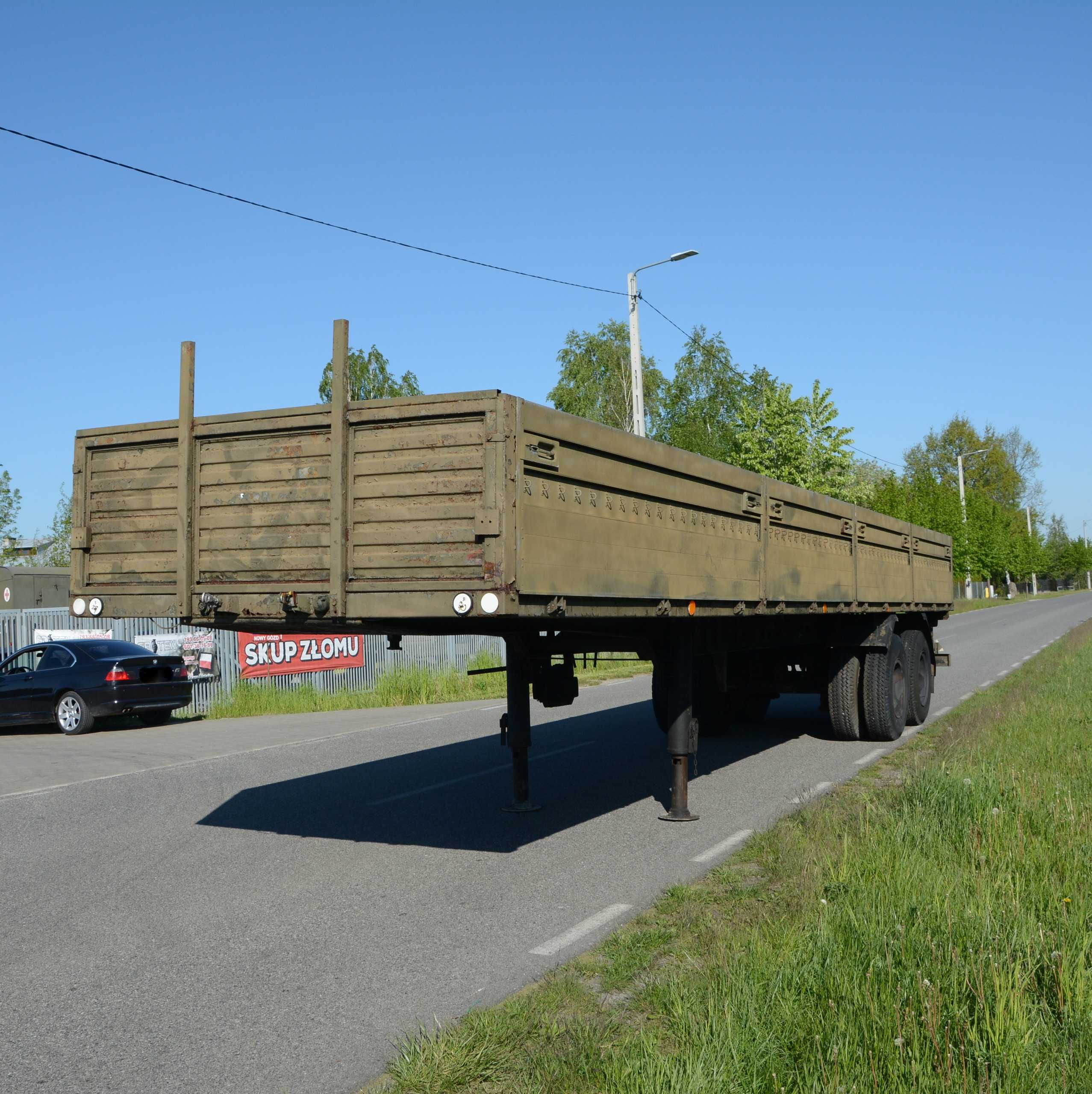 Naczepa transportowa ZREMB D-18