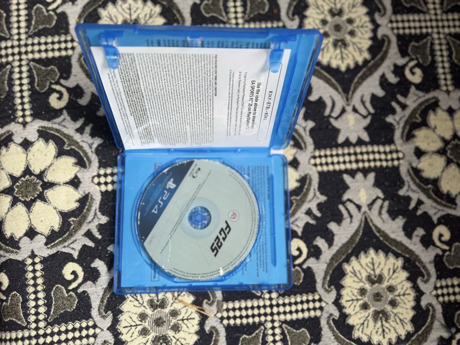 Повністю новий диск на ПС 4  FC25