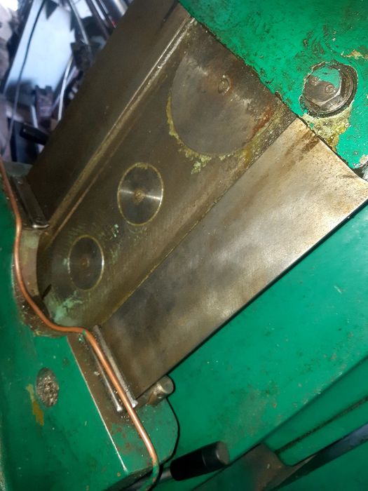Frezarka uniwersalna 6g82 z wyposażeniem