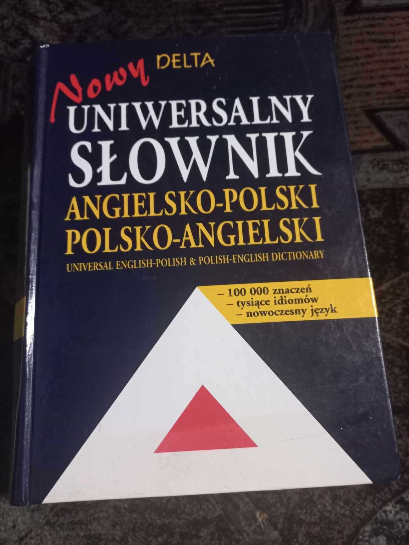 Uniwersalny słownik polsko-angielski Delta