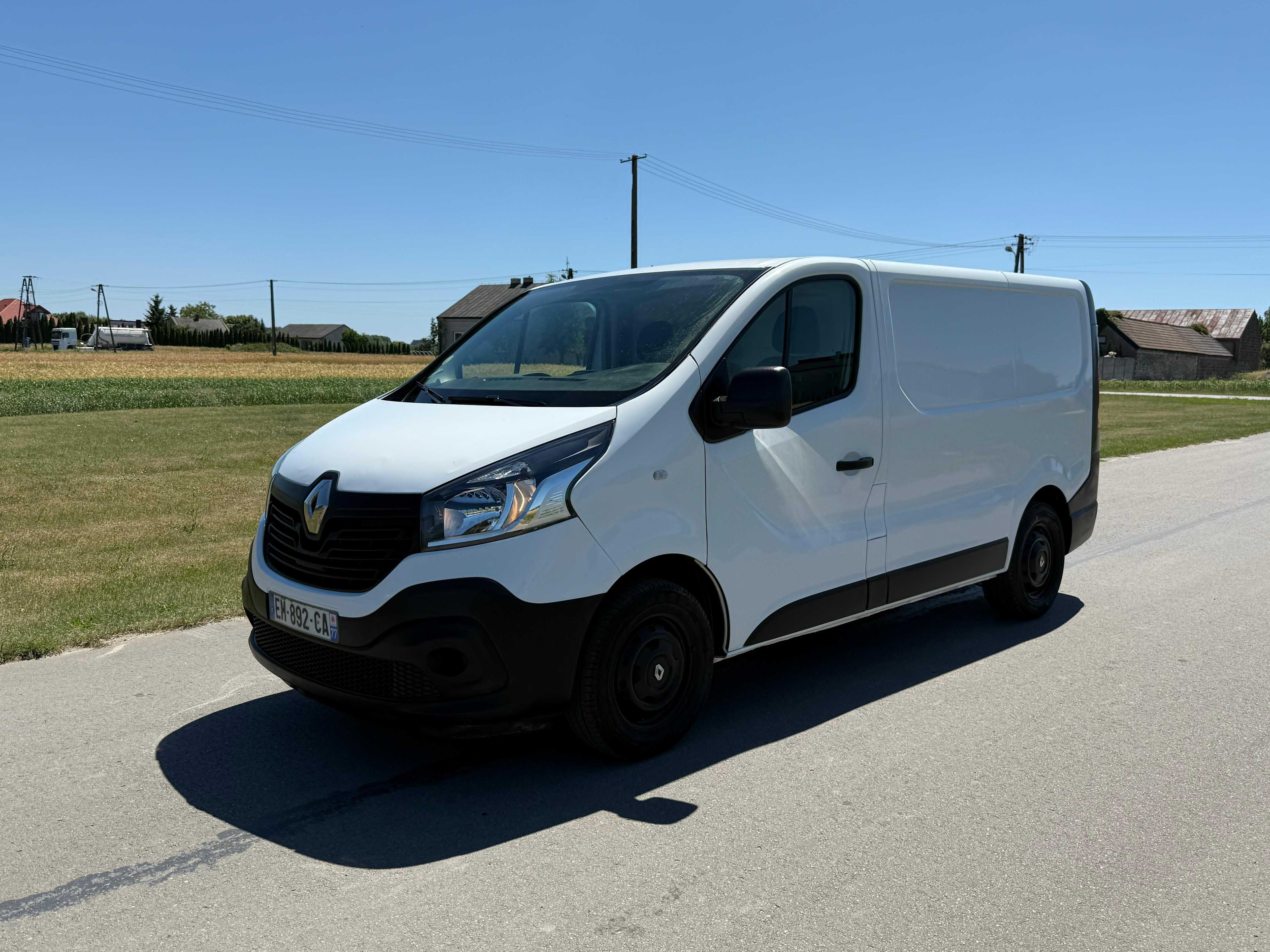 Renault trafic III , 2017 rok stan bardzo dobry 150 tys km