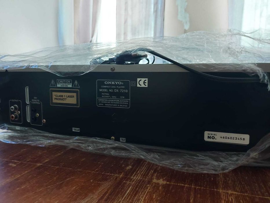 Odtwarzacz CD ONKYO R1 DX-7210