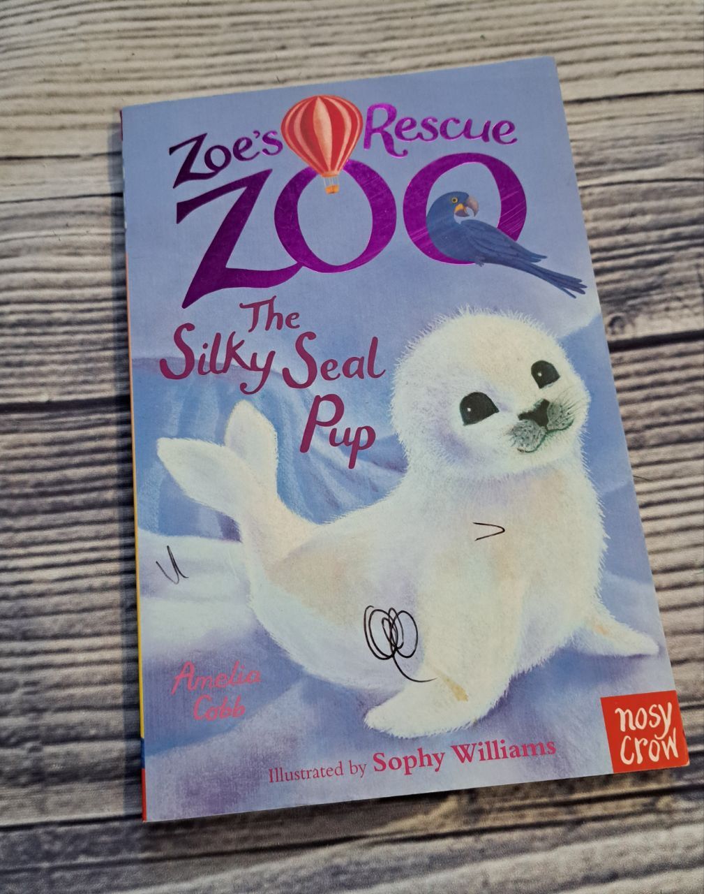 Zoe's Rescue Zoo. Amelia Cobb. Дитяча книга англійською мовою