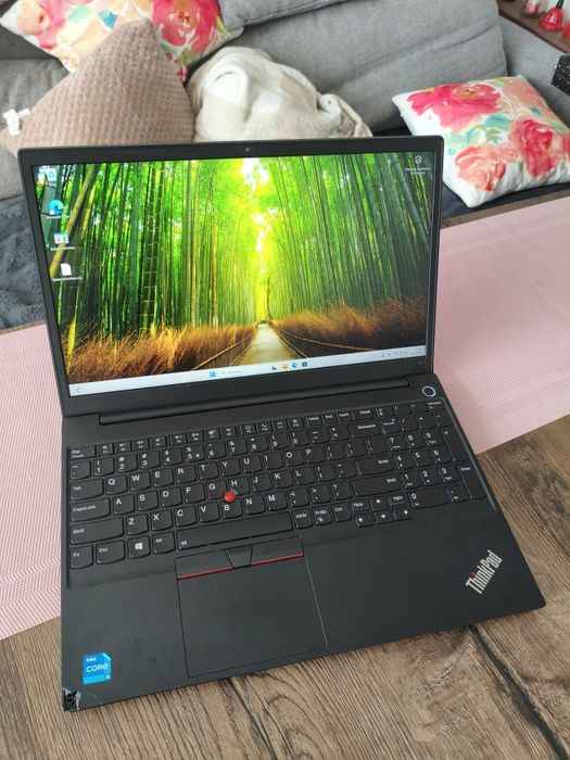Laptop Lenovo ThinkPad E15 Gen2 i5-1135G7 16GB Ram podświetlana klawia