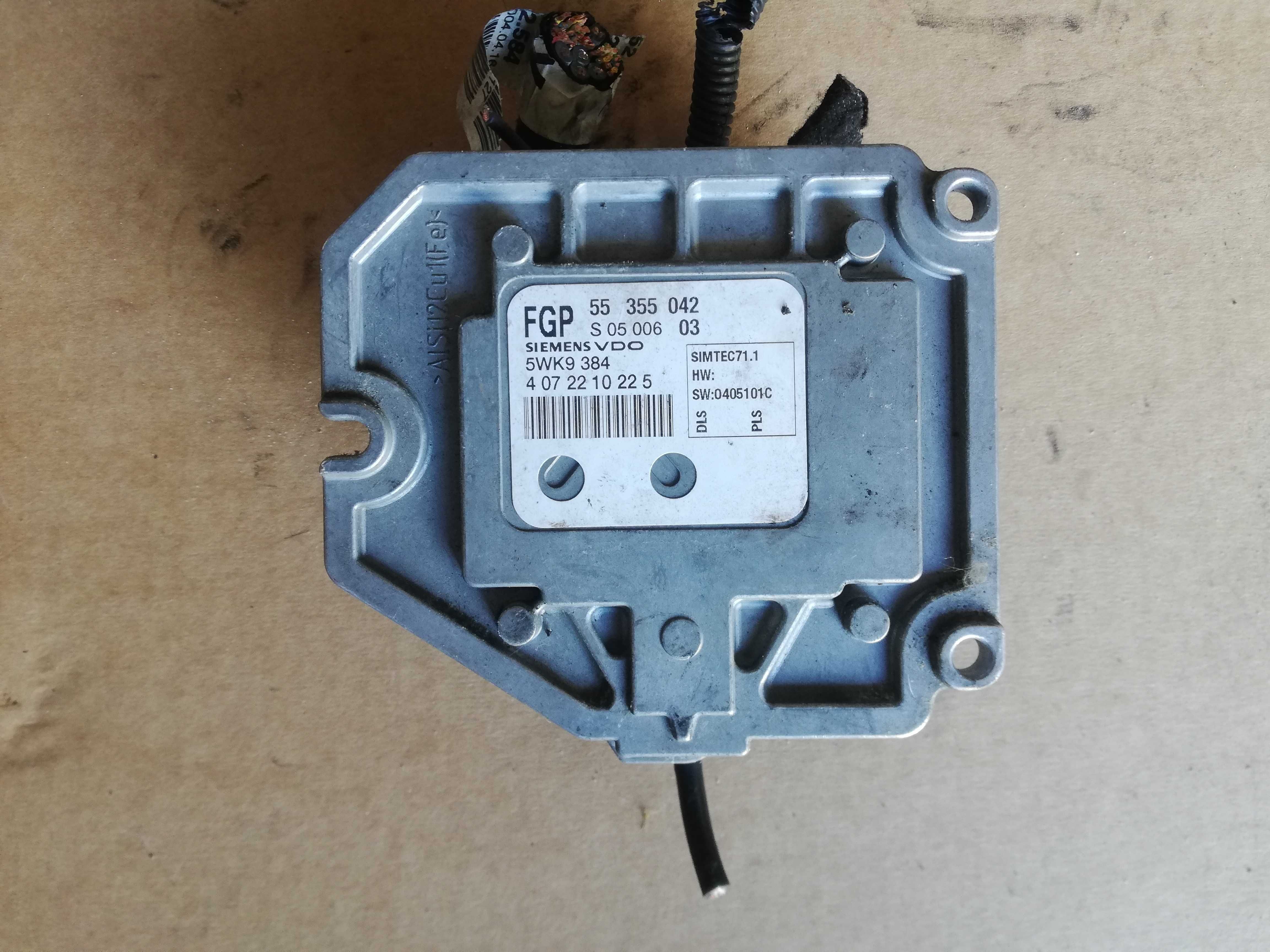 Sterownik silnika Opel Tigra B 1.8 16V Z18XE 5wk9384 5wk9 384