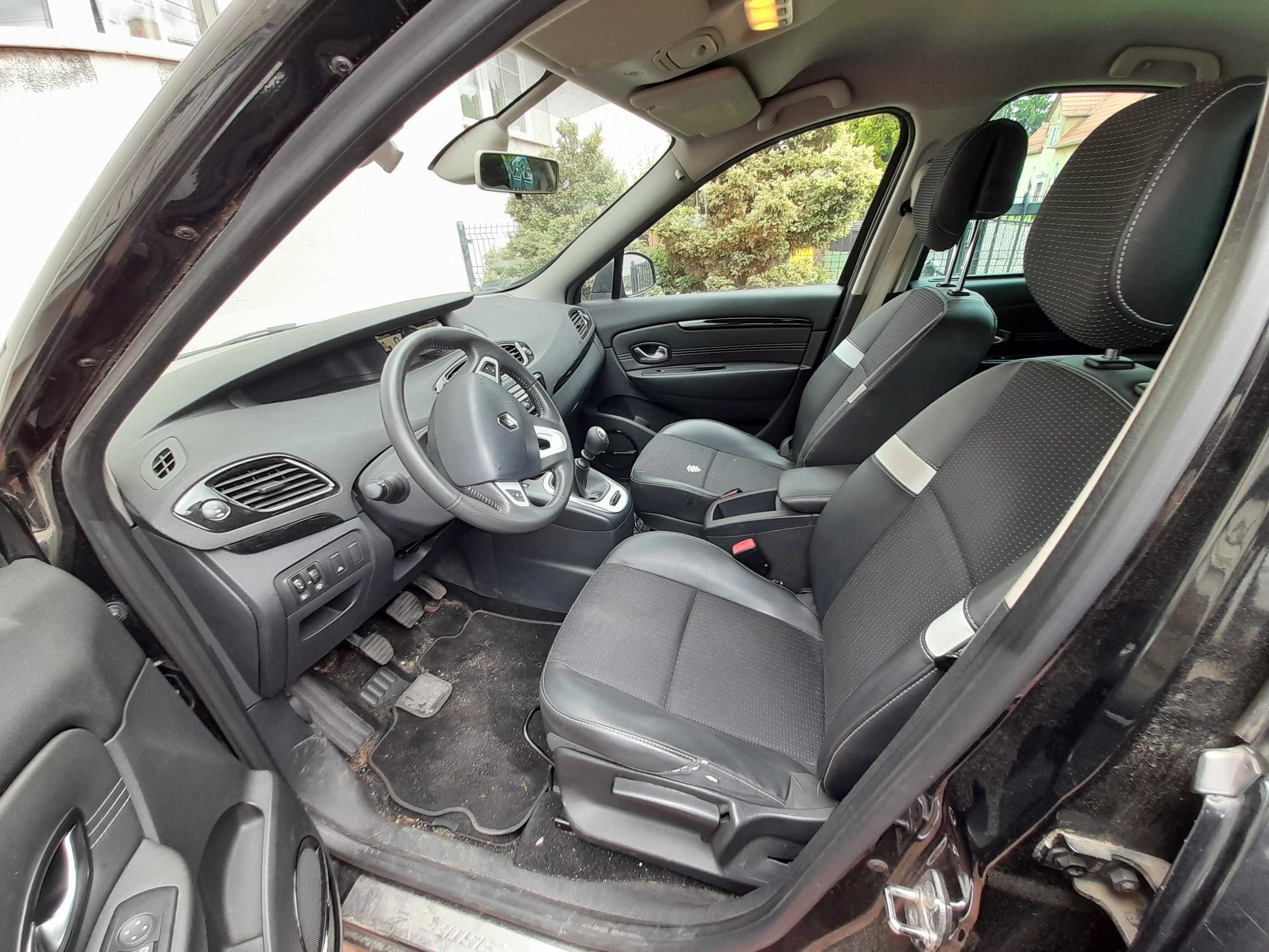 Renault scenic III 2011r. do remontu rozrząd.