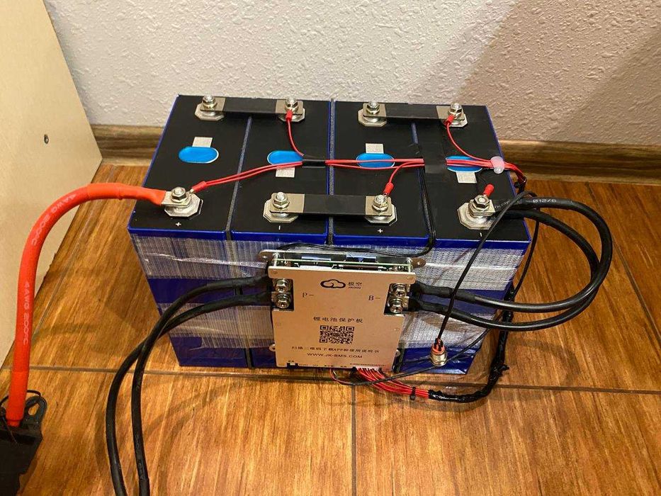 Аккумулятор LiFePO4 12V 280Ah и инвертор 1 кВт