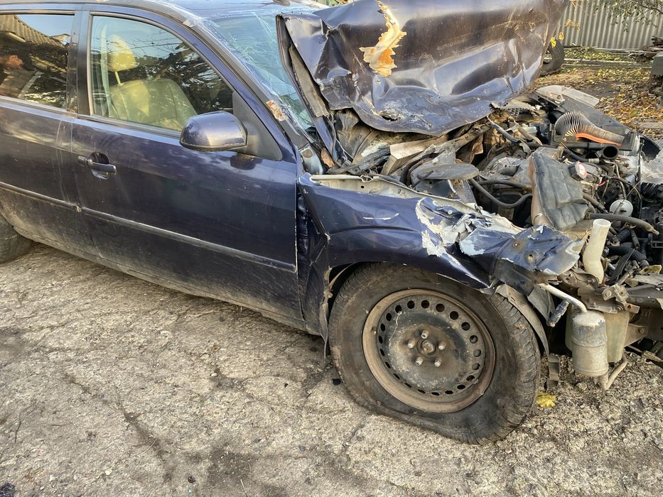 Форд Модео 3 по запчастям