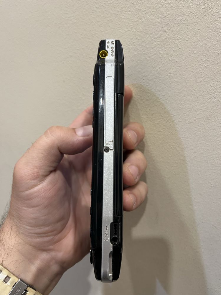 Продам Sony PSP 2004