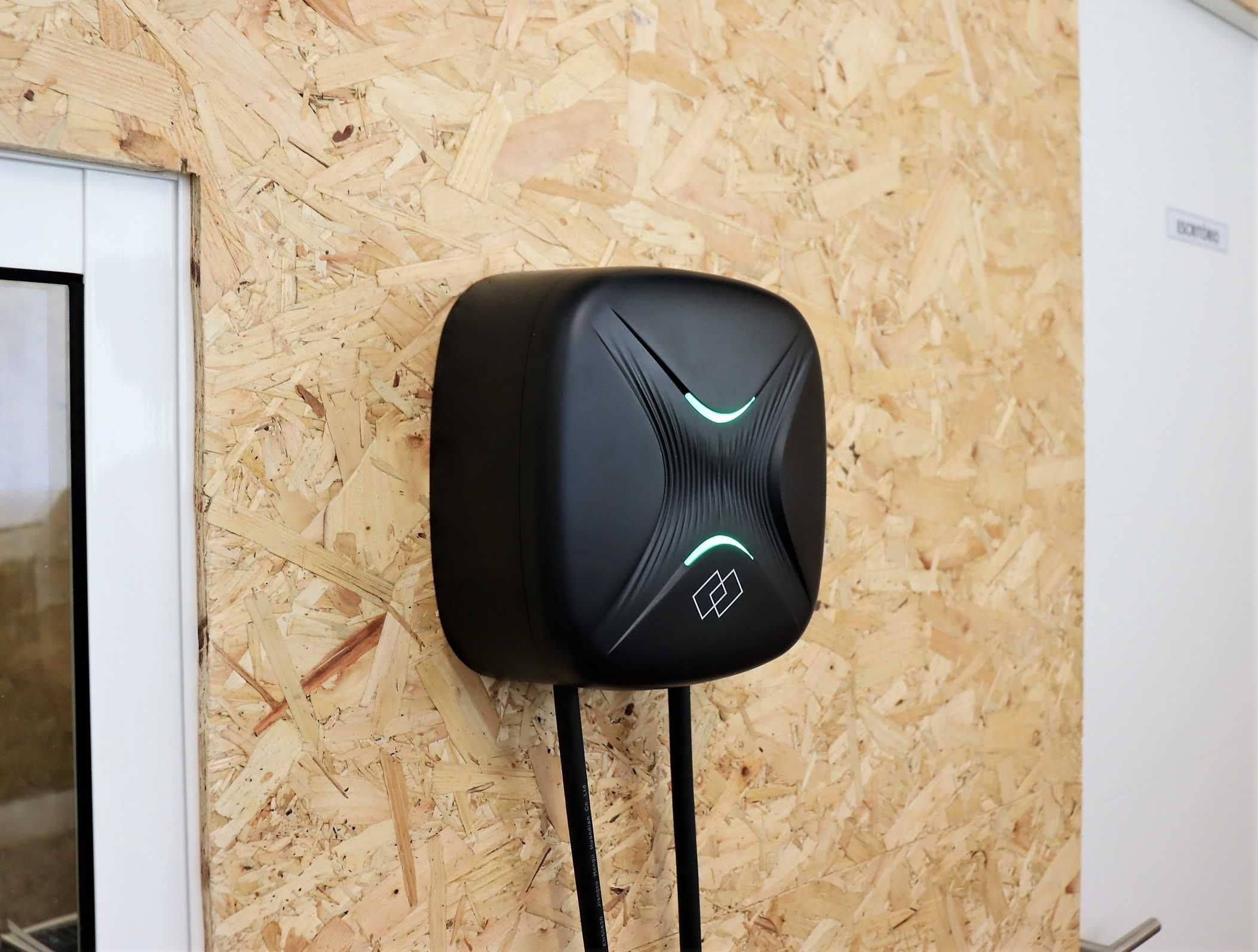 Wallbox Inteligente 7/11/22kW c/ Balanceamento de Carga Automático